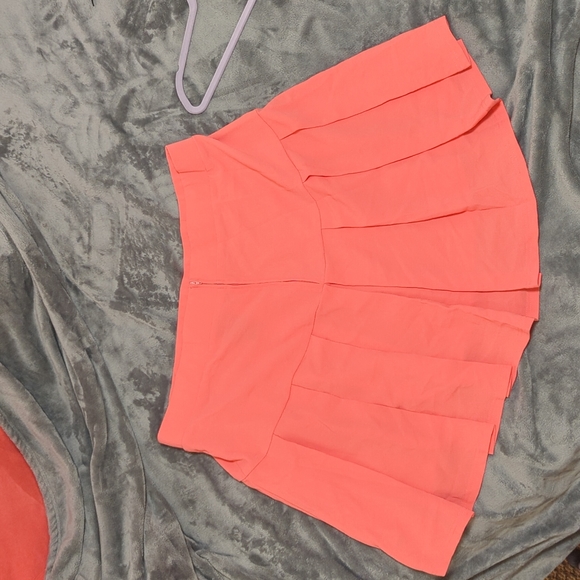 NWT Torrid Coral Pleated Mini Skirt Size 20 - Picture 4 of 4